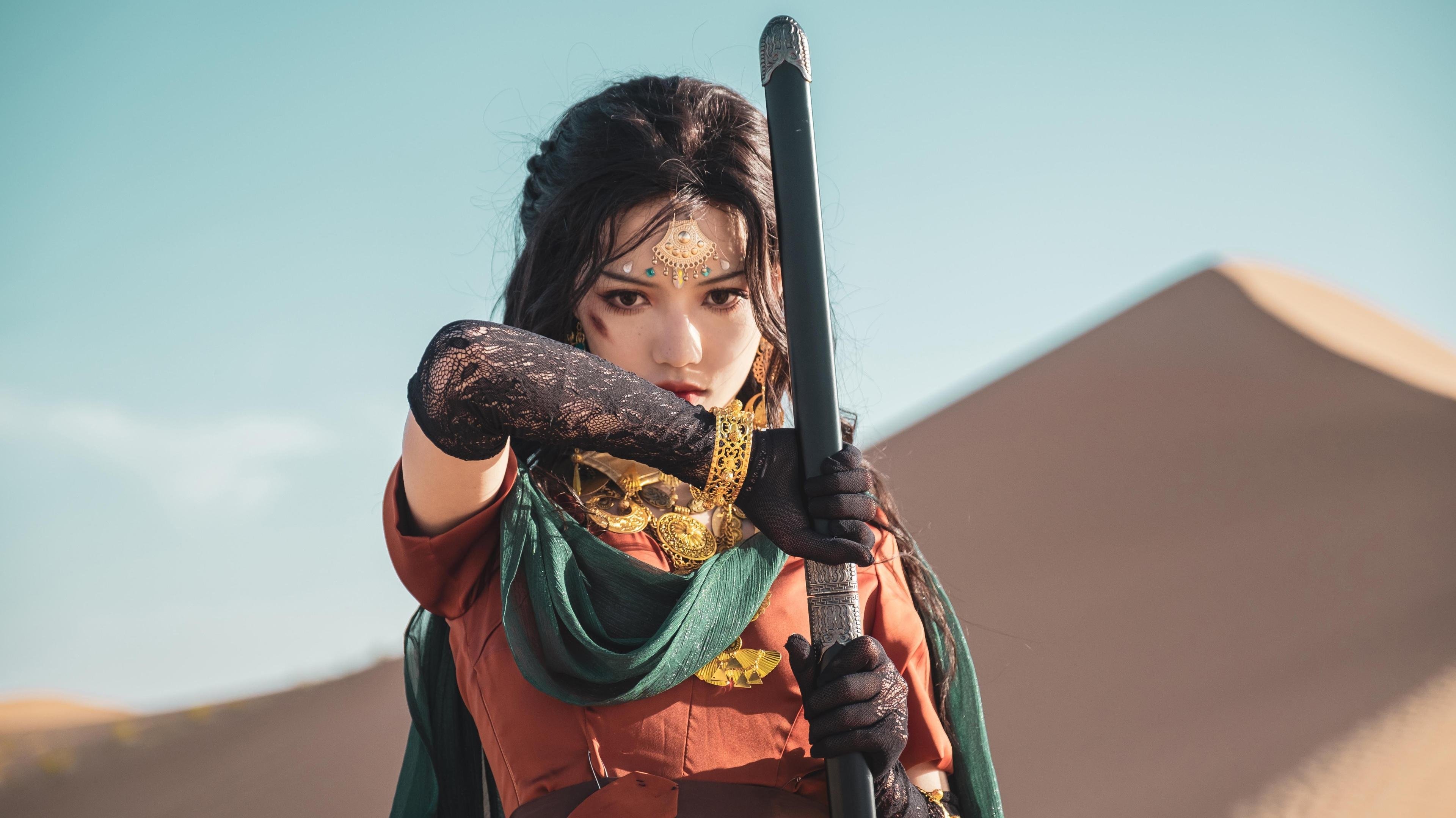 “多地暴雨雷暴,比赛时间频繁推迟”