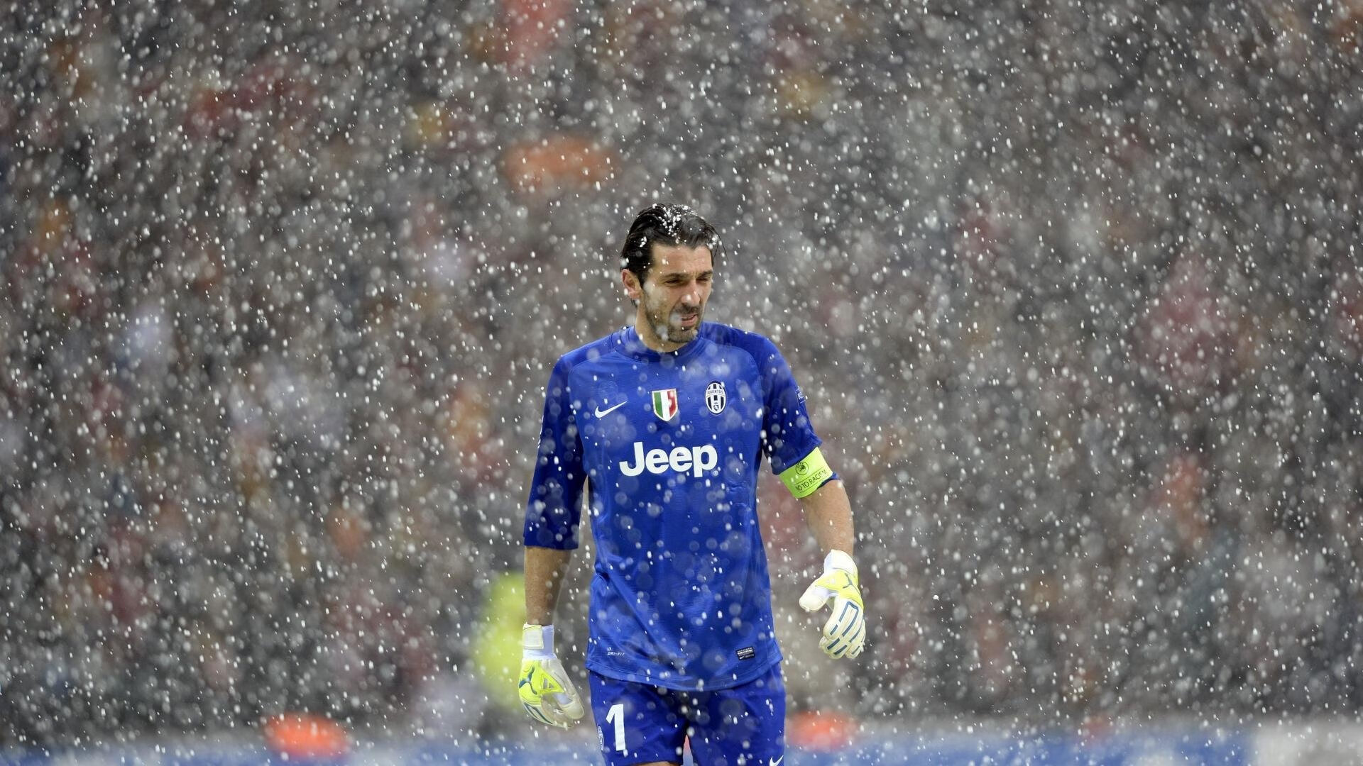 《电竞海外传播:国内战队走向国际舞台》,对比国外电竞发展,中国电竞未来的发展趋势是什么